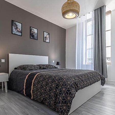 Le Saint-Pierre T2 Cosy En Plein Centre Ville Dreux Exteriér fotografie