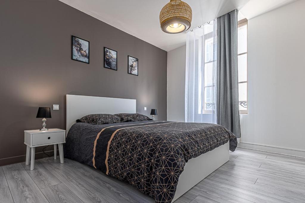 Le Saint-Pierre T2 Cosy En Plein Centre Ville Dreux Exteriér fotografie
